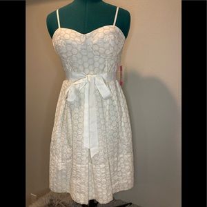 Isaac Mizrahi white detailed dress